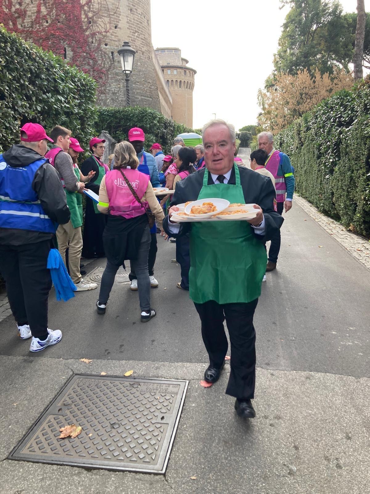 Grand Maitre au service des pauvres